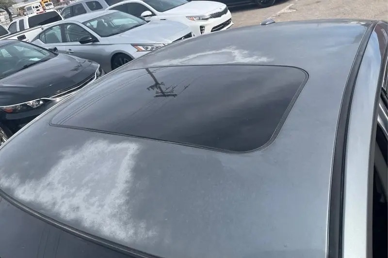 
								2019 Nissan Altima 2.5 Platinum full									