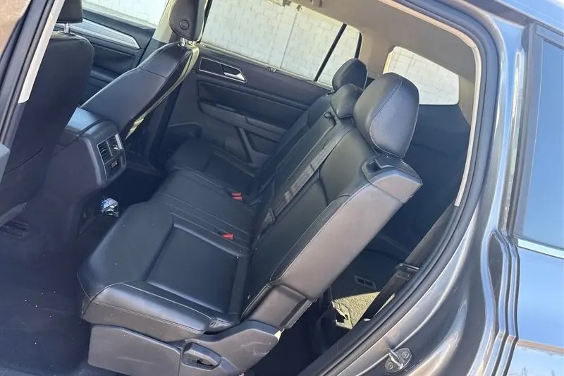 
								2018 Volkswagen Atlas 3.6L V6 SE full									