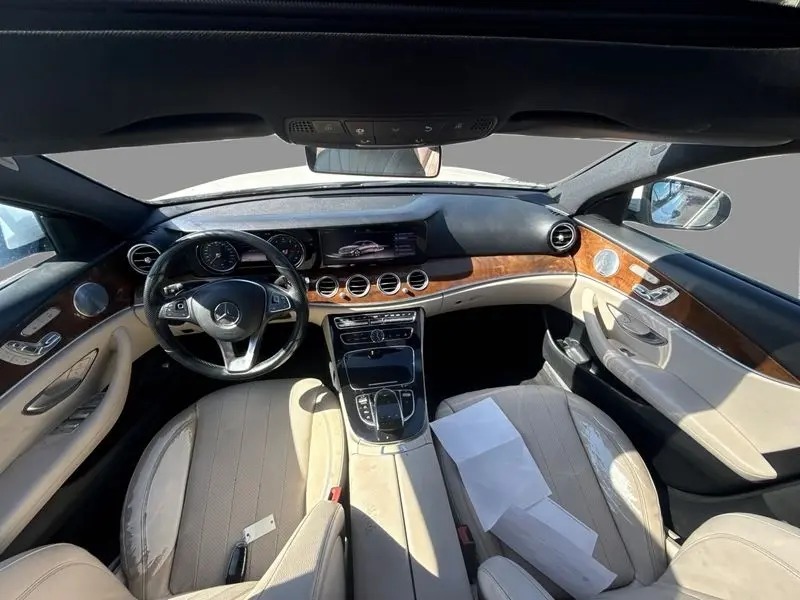
								2018 Mercedes-Benz E-Class full									