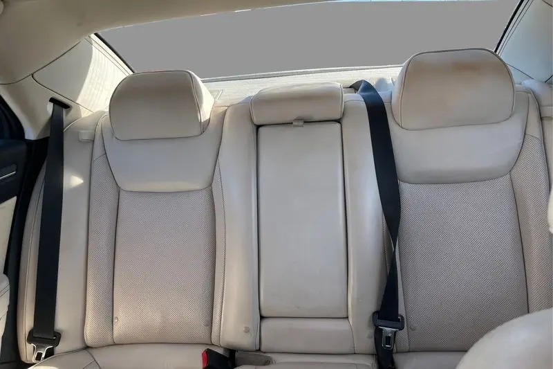 
								2016 Chrysler 300 full									