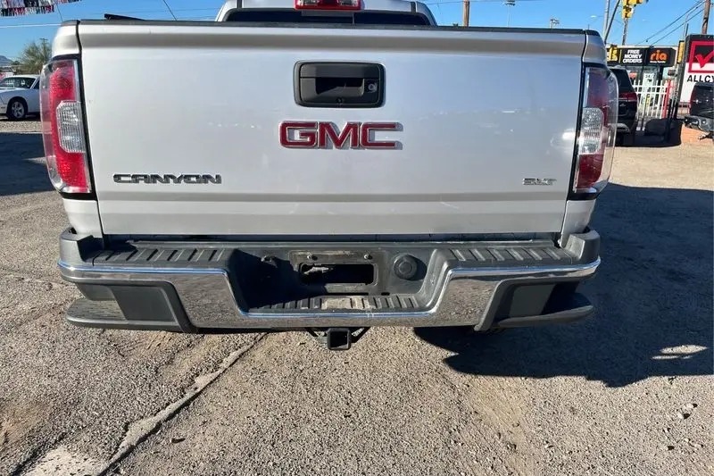 
								2016 GMC Canyon SLT full									
