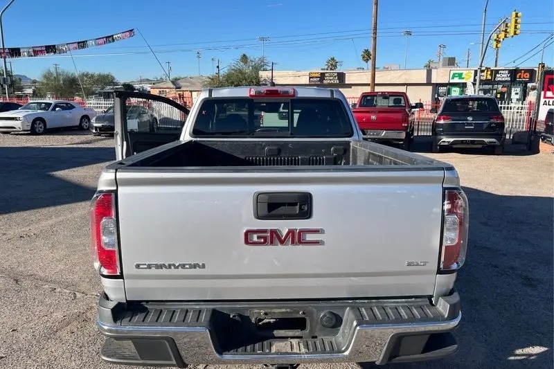 
								2016 GMC Canyon SLT full									