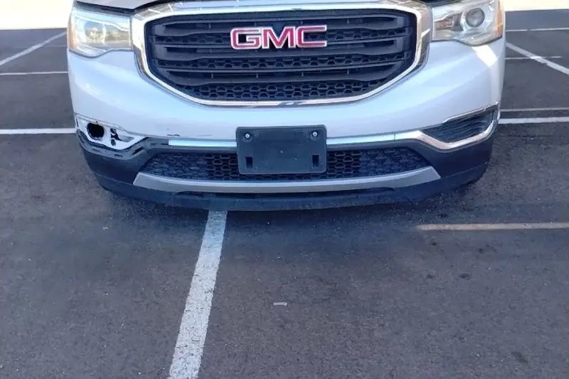 
								2018 GMC Acadia SLE-1 full									