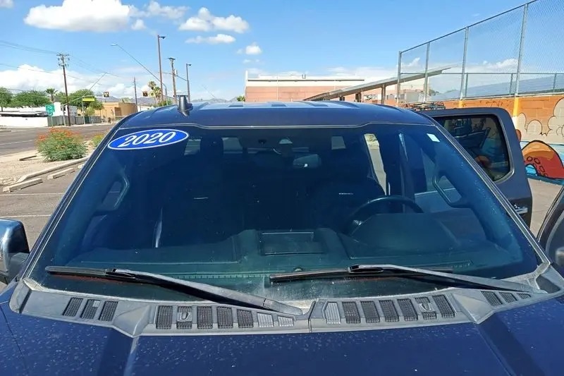 
								2020 Ford F-150 Platinum full									