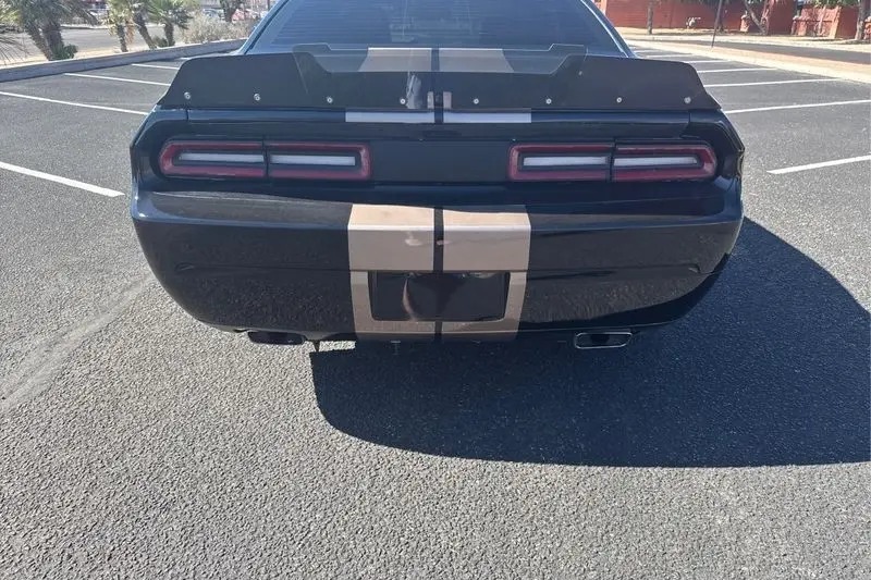 
								2013 Dodge Challenger R/T full									