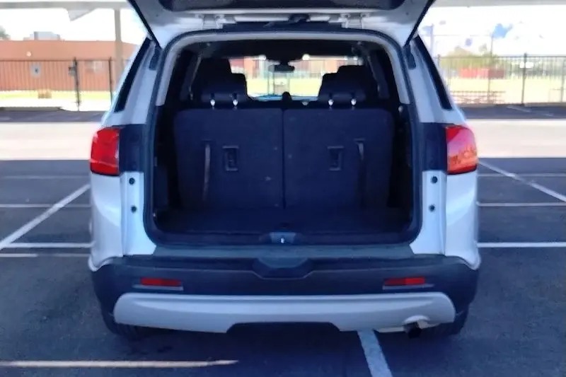 
								2018 GMC Acadia SLE-1 full									