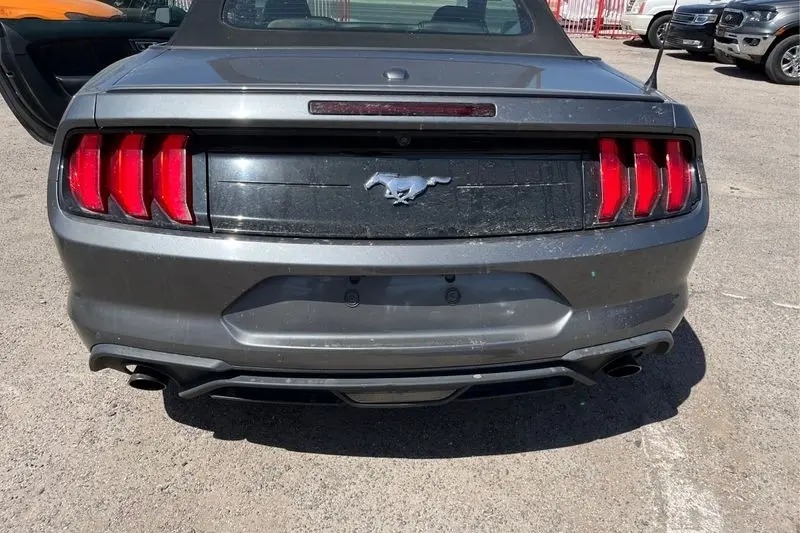 
								2023 Ford Mustang EcoBoost Premium Convertible full									
