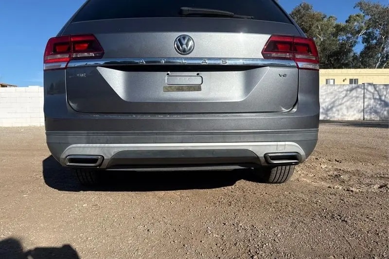 
								2018 Volkswagen Atlas 3.6L V6 SE full									