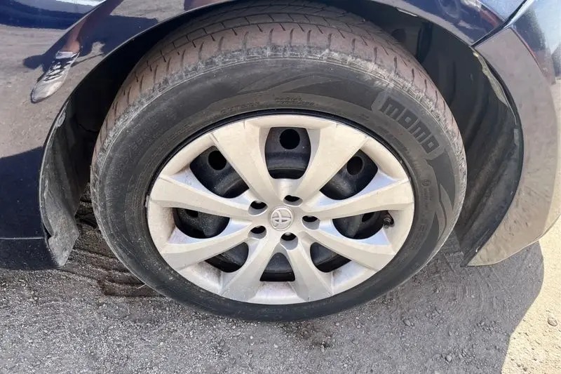 
								2020 Toyota Corolla LE full									