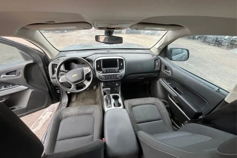 
								2015 Chevrolet Colorado LT full									