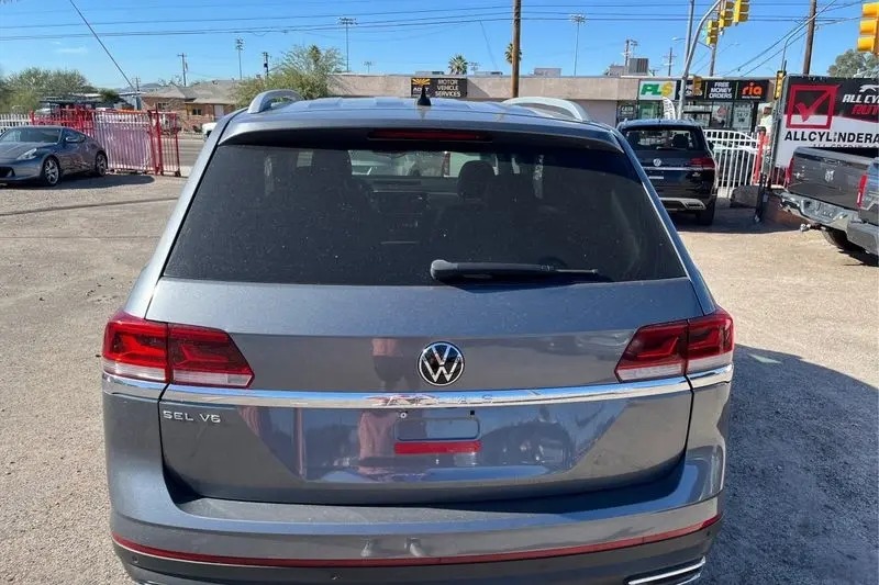 
								2021 Volkswagen Atlas 3.6L V6 SEL full									