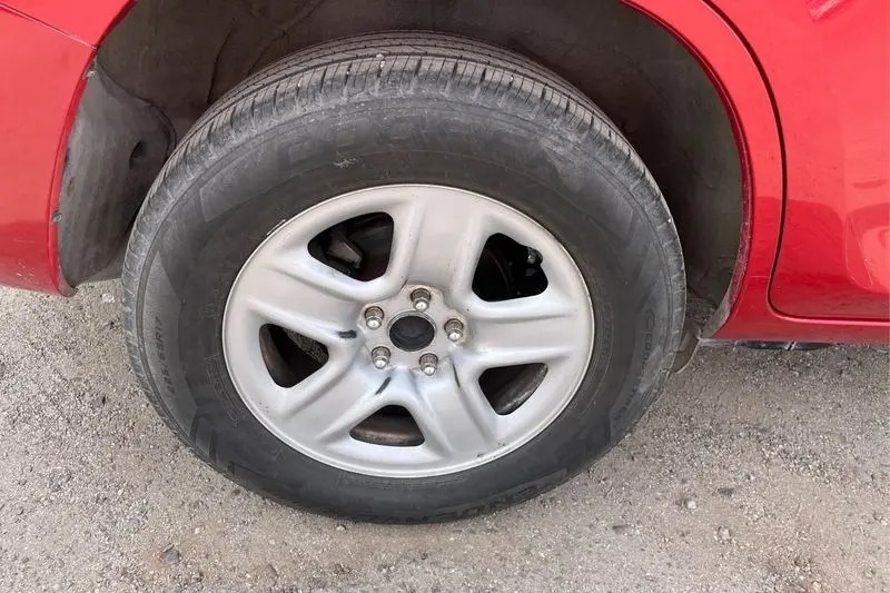 
								2009 Toyota RAV4 full									
