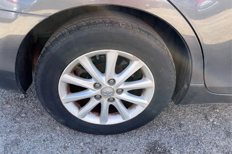 
								2011 Toyota Camry XLE full									