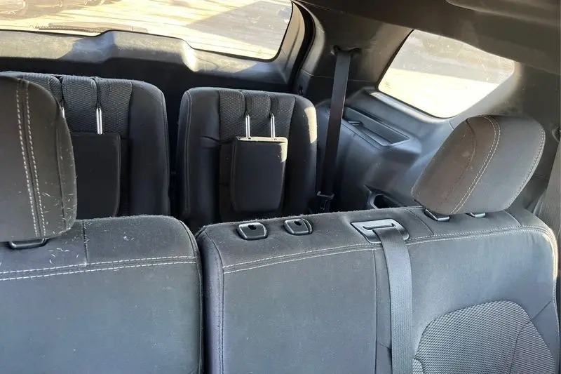 
								2017 Ford Explorer XLT full									